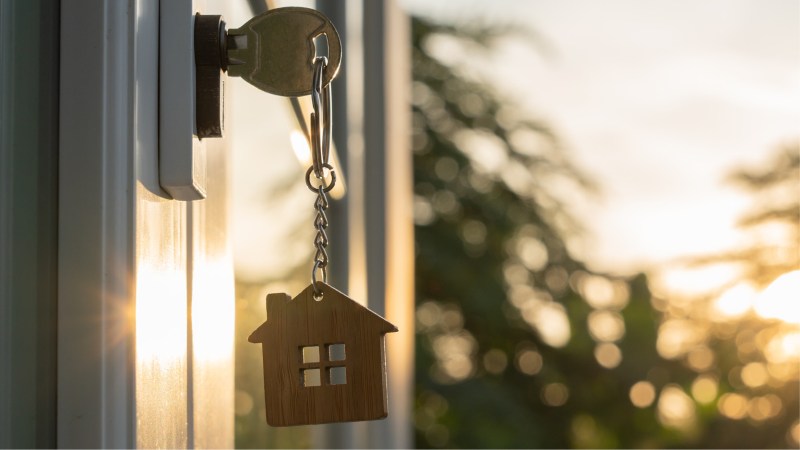 How to invest property in Australia: 3 key steps to get&nbsp;started.