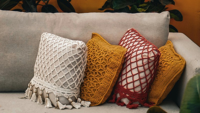 Spring Styling Secrets That Make Buyers Fall in Love Spring Styling Secrets That Make Buyers Fall in Love